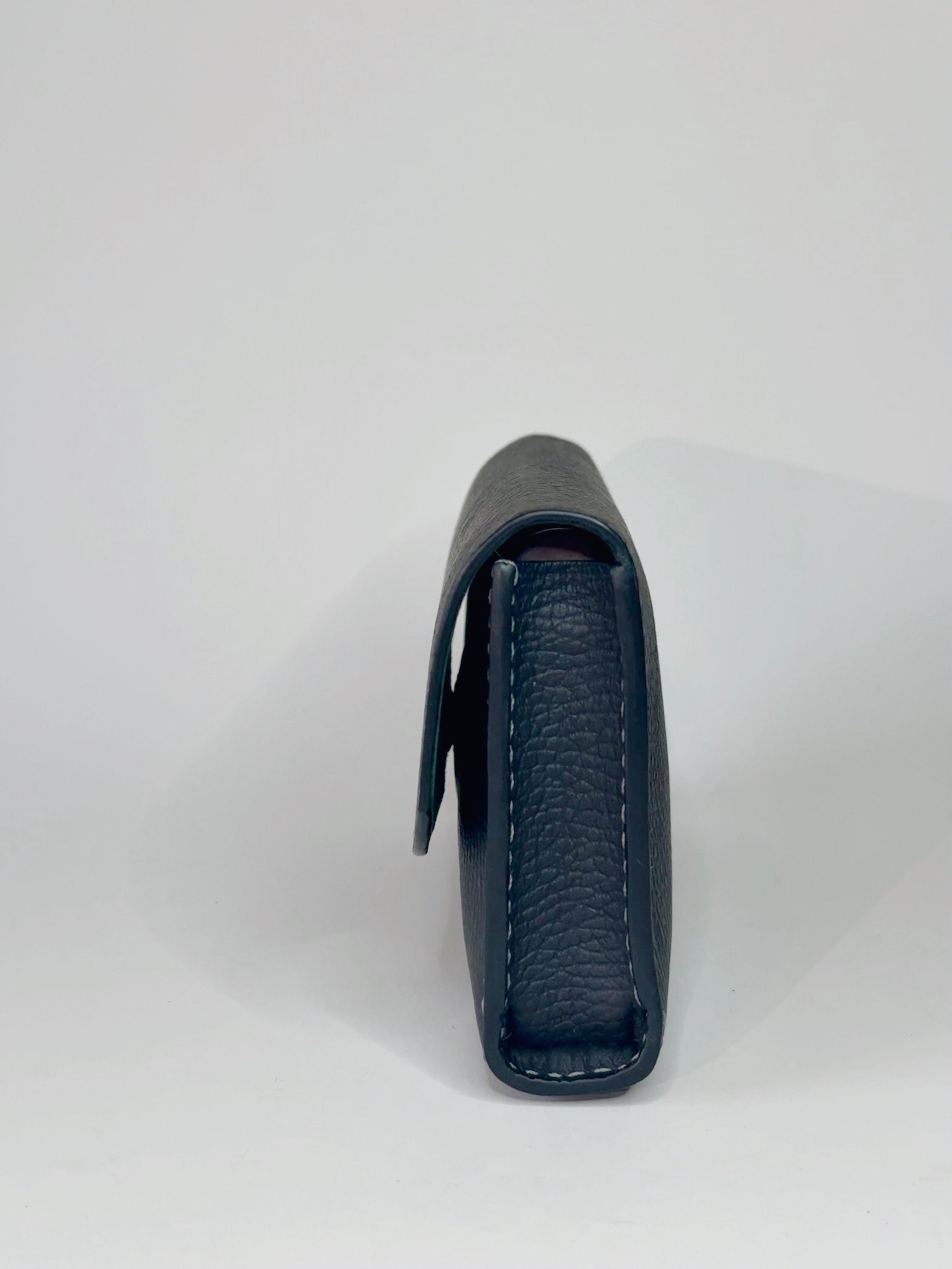 MIRA · GLASSES CASE