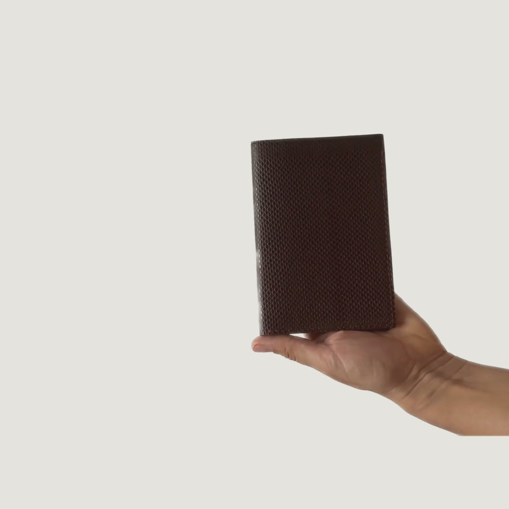 PASO · PASSPORT HOLDER